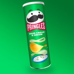 Pringles Sour cream and Onion hagymás tejfölös chips 165g